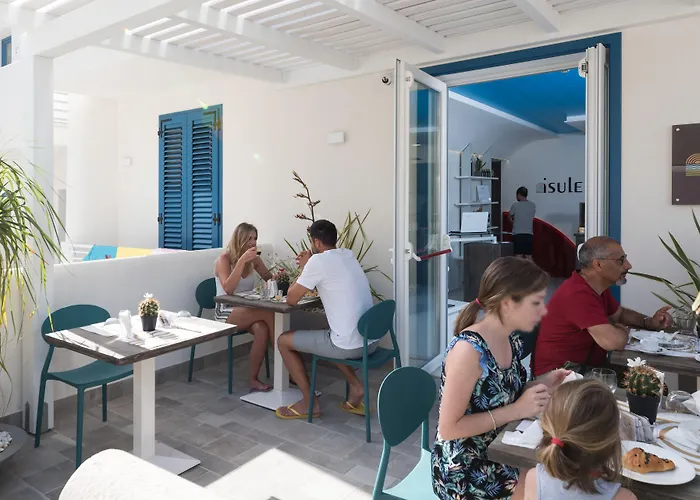 Isule & Breakfast 4*